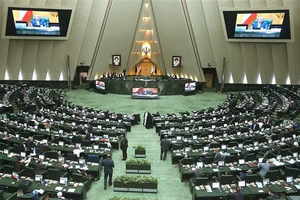 نشست غیرعلنی مجلس برای بررسی قرارداد ایران و چین نشست غیرعلنی مجلس برای آنالیز قرارداد ایران و چین