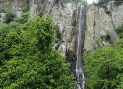 راهنمای بازدید از آبشار لاتون